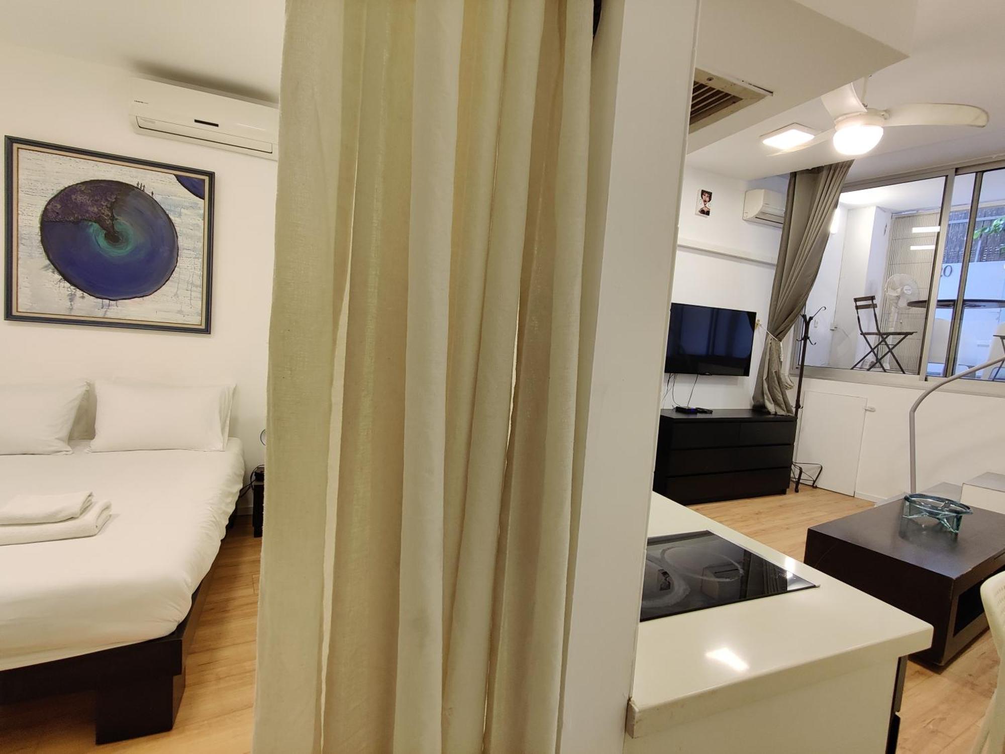 Central Stay Tlv Beachfront Τελ Αβίβ Δωμάτιο φωτογραφία